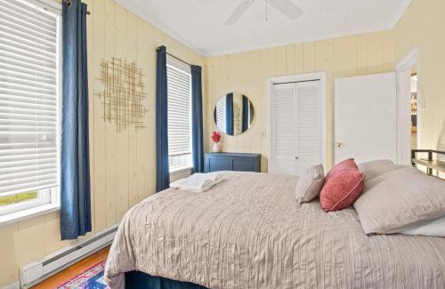 Watkins Glen Casa | Walk To Parks, Dining & Lake! Game Room! Hot Tub!