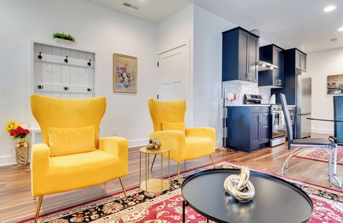 Mapleton/Fall Creek Apartamento | Walk to Parks: Dog-Friendly Gem in Indianapolis!