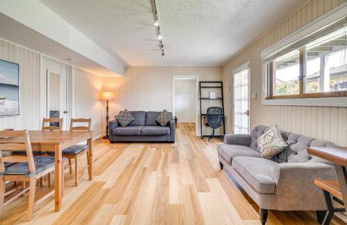 Half Moon Bay Apartamento | Walk to Poplar Beach Cozy Coastal Getaway with Yard