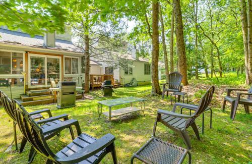 Lake Harmony Casa | Walk to Restaurants Lake Harmony Townhome!