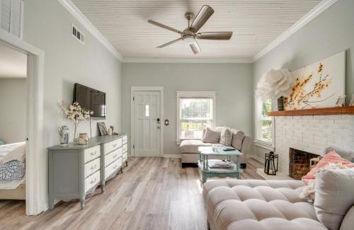 Dunnellon Casa | Walk to River and Shops Downtown Dunnellon Escape