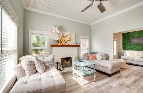 Dunnellon Casa | Walk to River and Shops Downtown Dunnellon Escape