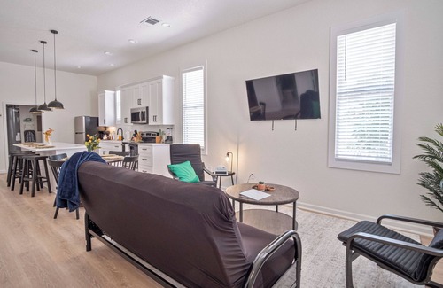 Eastside Promise Neighborhood Apartamento | Walk to Riverwalk! 3br/2ba Gem Near Fun Downtown!