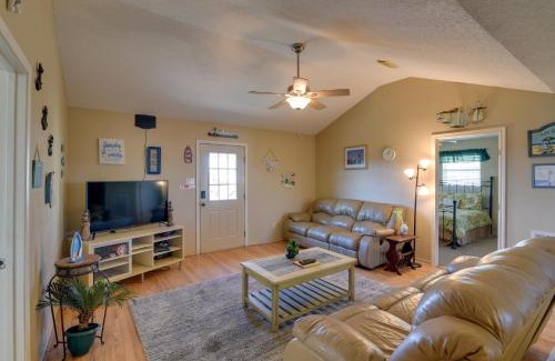 Surfside Beach Casa | Walk to Shore and Restaurants Surfside Beach Home!
