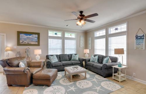 Port Bolivar Casa | Walk to Shore Crystal Beach Coastal Home!