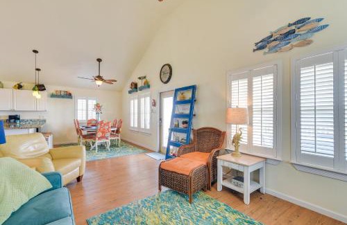 Surfside Beach Casa | Walk to Shore Surfside Beach Home with Bay Views
