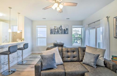 Fort Worth Apartamento | Walk to TCU Fort Worth Retreat with Balcony!