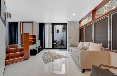 Colee Hammock Apartamento | Walk to the best dining, bars, shops, and more