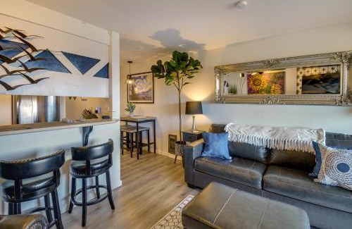 Ocean Shores Apartamento | Walk to the Beach Ocean Shores Condo!