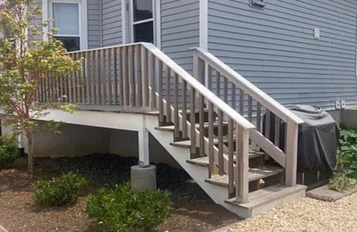 Long Branch Casa | Walk to the Beach & Summer festivities from 2-bedroom house w/WiFi & AC