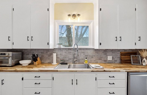 Bonner Casa | Walk to The KettleHouse Amphitheater - Charming Bonner Mill House