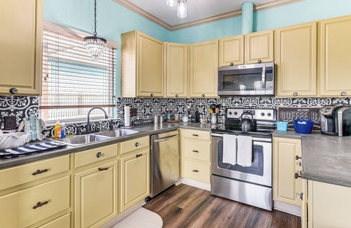 Crystal Beach Casa | Walk to the Ocean: Family Retreat in Crystal Beach