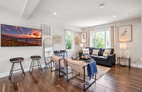 Annapolis Casa | Walk to the stadium, downtown, West St - close to everything