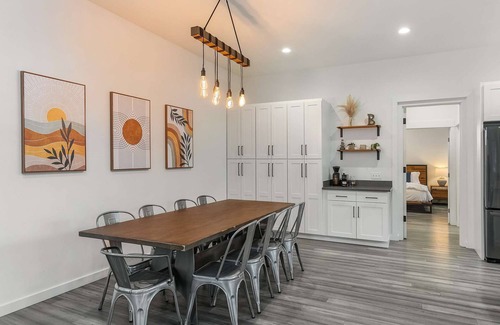 West End Casa | Walk to the waterfront - Charmwood House in Tacoma