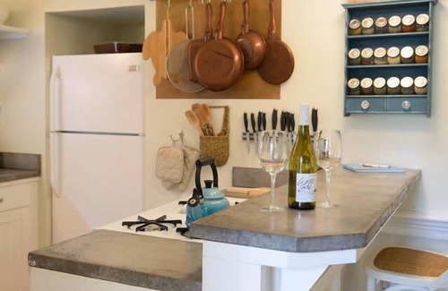 Vineyard Haven Cabaña | Camina hacia Town & Water desde tu PERFECTA CASA DE VERANO