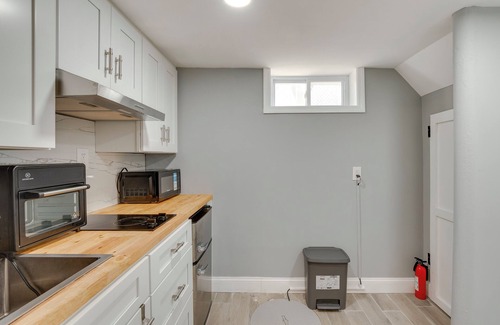 Rahway Apartamento | Walk to Train Station, Restaurants: Rahway Studio!