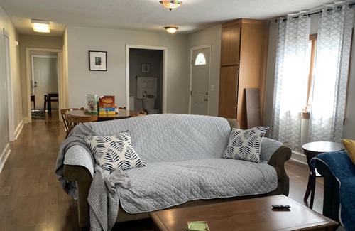 Monroe Casa | Walk to Vineyard, Single level home, Large yard, No pet fee