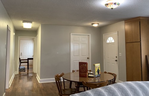 Monroe Casa | Walk to Vineyard, Single level home, Large yard, No pet fee