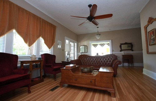 Mount Airy Casa | Walk to Wally's Service Station!!!
