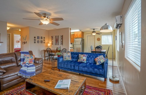 West Old Town Casa | Walk2Old Town, 2bd/1ba, Large Yard, Pet Friendly!