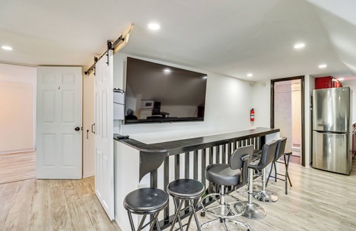 Arlington Heights Casa | Walkable Abode in Stroudsburg's Business District!