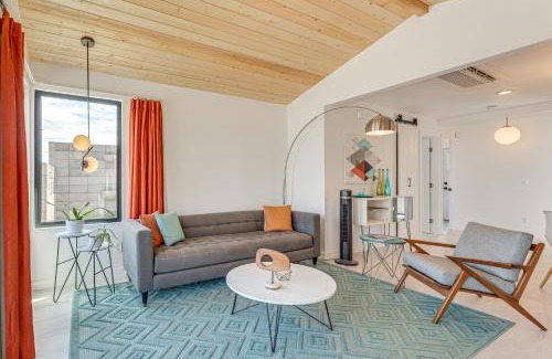 Downtown Casa | Walkable Downtown Chandler Oasis with Private Patio
