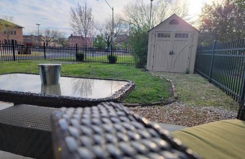 Columbus Apartamento | Walkable Downtown Columbus Historic Home, FREE Bikes to use