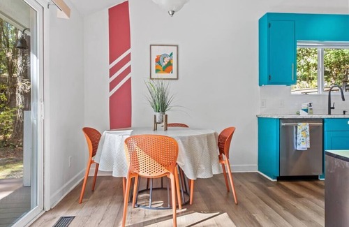 Cary Casa | Walkable|Fenced In|Pet Friendly