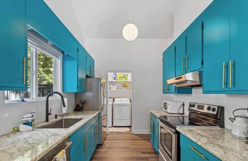 Cary Casa | Walkable|Fenced In|Pet Friendly