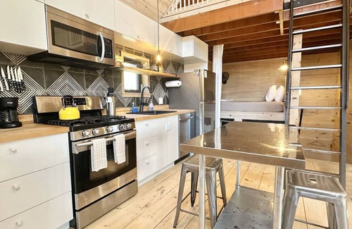 Bar Harbor Casa | Walkable Studio in Downtown Bar Harbor [Sea Smoke]
