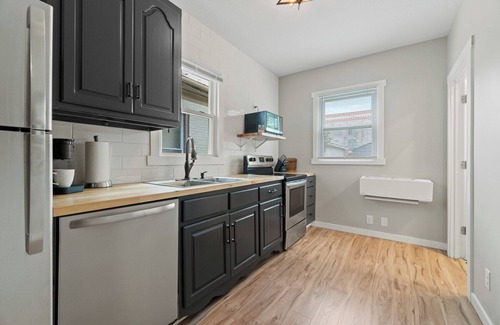 West Central Casa | Walkable to Downtown FW & Electric Works!