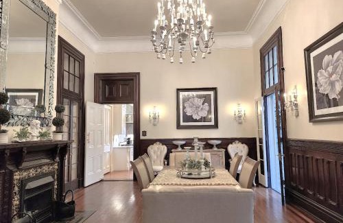 Faubourg Livaudais Casa | Walker Mansion on St Charles Ave - Unit 3