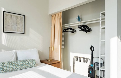 Sheffield and DePaul Apartamento | Walker's Paradise 1-Bedroom Apt in Lincoln Park