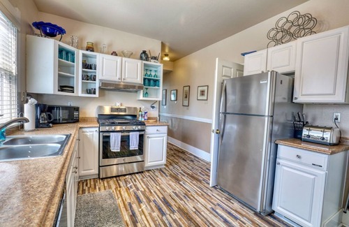 Queen Anne Casa | Walker’s Delight on Queen Anne