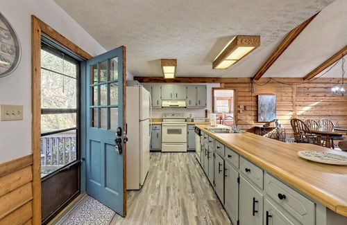 Sky Valley Cabina | Walkers Mountain Retreat in Sky Valley!