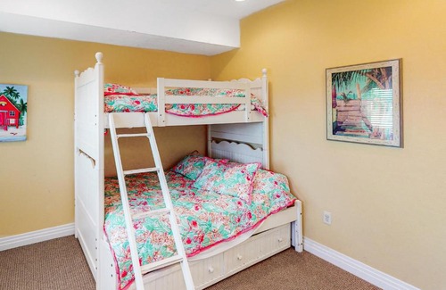 Ocean Isle Estates Casa | Walkin' on Sunshine #4-OI
