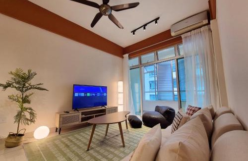 Tebrau Apartamento | Walking Distance to Mount Austin - 6 pax Newly Renovated