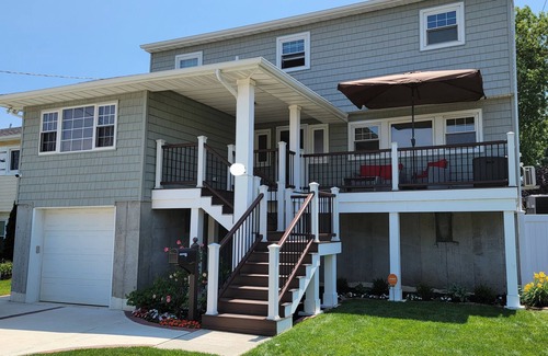 Freeport's Nautical Mile Casa | Walking Distance to Nautical Mile