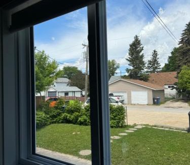 Winnipeg Casa | Walking distance to St Boniface, easy parking