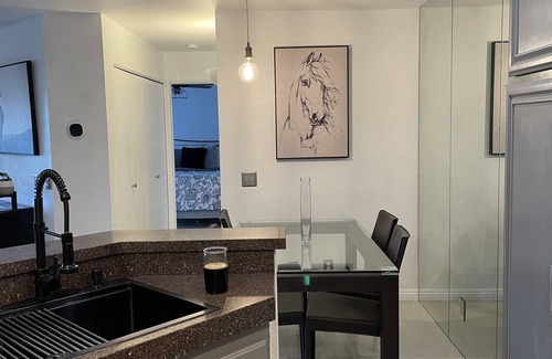 Miramar Ranch North Condominio | Walking distance to the lake dog friendly🐶