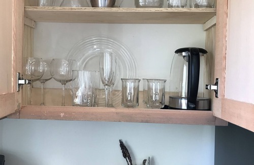 Vashon Island Apartamento | Walking Distance to the town of Vashon, fireplace, patio, bbq...