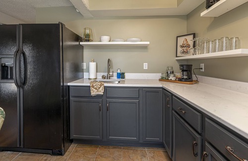 Carbondale Apartamento | Walking Distance to Campus, Food & Entertainment!