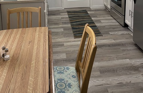 Tawas City Casa | Walking distance to Lake Huron