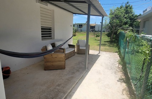 Aguadilla Pueblo Casa | Walking Surfers Quiet and comfortable house near to beaches and restaurants.