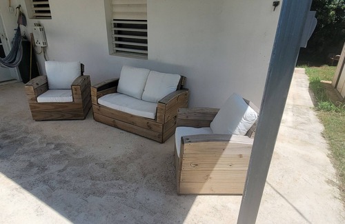 Aguadilla Pueblo Casa | Walking Surfers nQuiet and comfortable house near to beaches and restaurants.