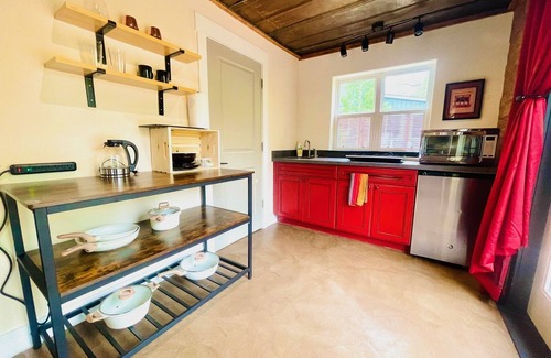 Lyons Casa | Walkout Basement from a Superhost!
