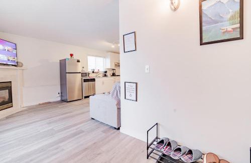 Hidden Valley Apartamento | Walkout Basement Suite, 2 BDR 4BD, Bright and Spacious