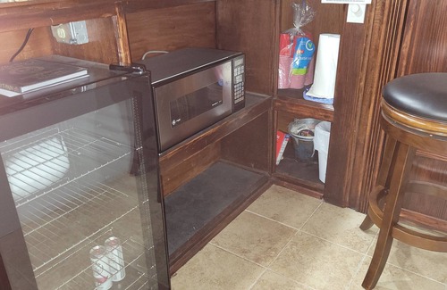 Stillwater Apartamento | Walkout basement with bar and hot tub!