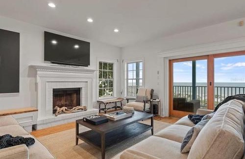 Indian Shores Casa | Walks On The Shore