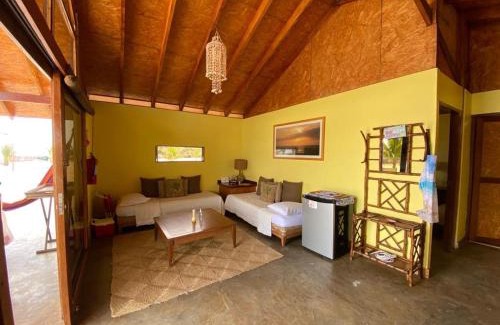 Punta Sal Casa | Wallac Bungalows Canoas de Punta Sal